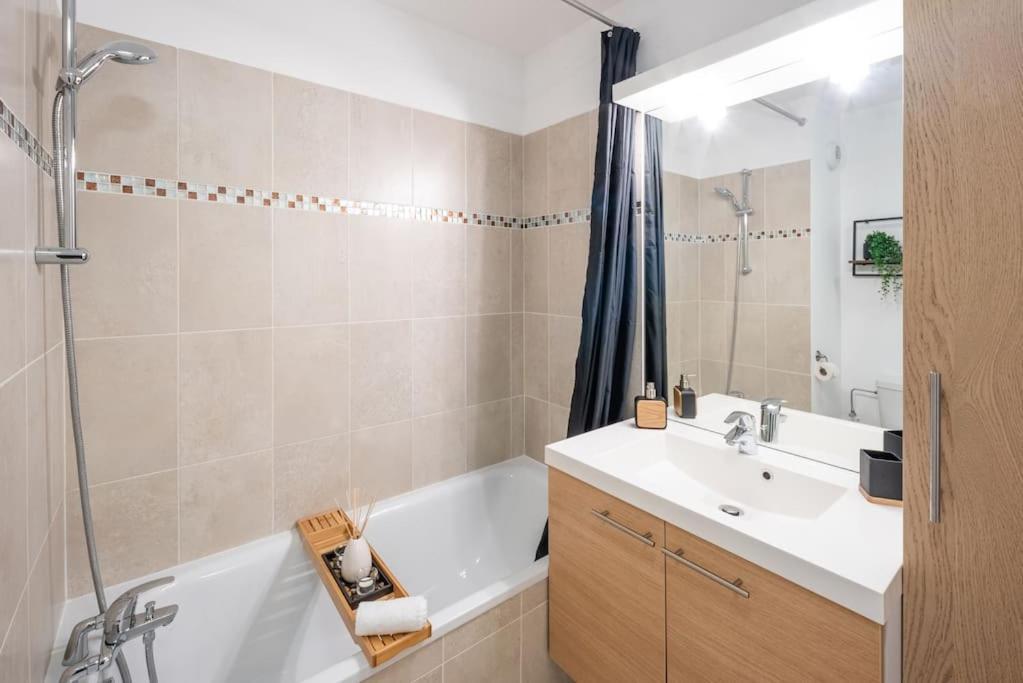 L'Excellence-8Min Aeroport-Terrasse-Parking Prive Apartment Lingolsheim Bagian luar foto